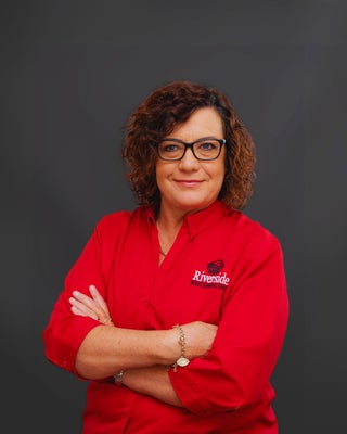 Portrait of Tracy Miller, Sales Associate